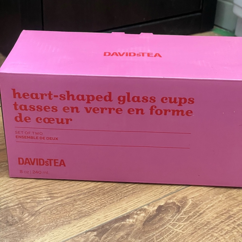 DAVIDsTEA Heart-Shaped Glass Cups Set
